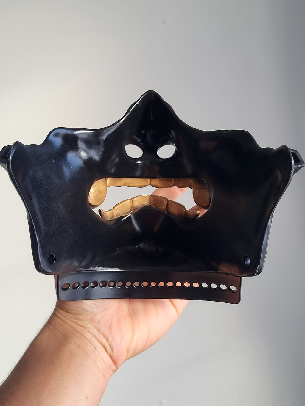 Black Oni Half-Mask with Gold Fangs