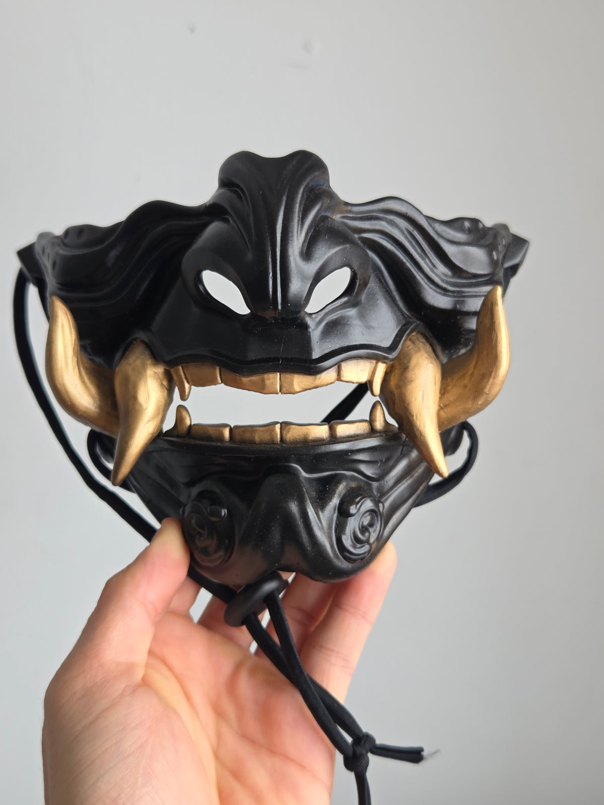 Black Oni Half-Mask with Golden Tusks